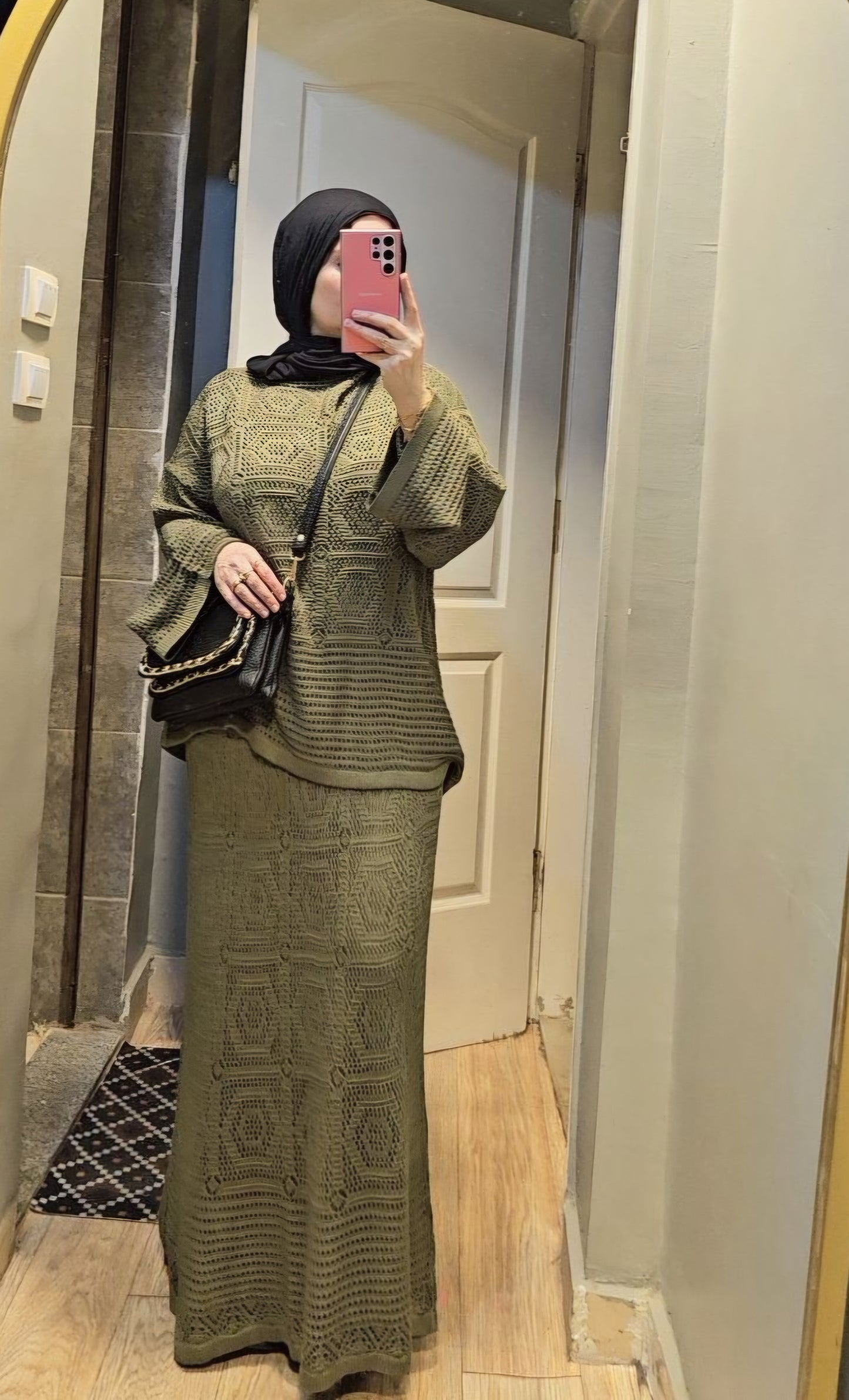 Modest crochet set